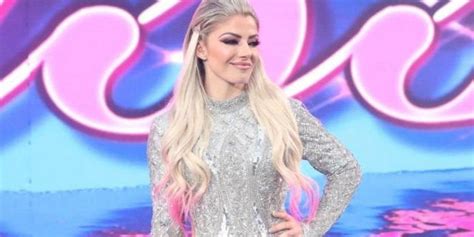 Watch: Alexa Bliss Explains the Rumors Surrounding Her Breast。